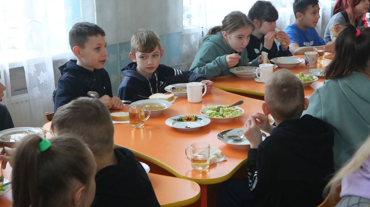 Sobectví vůči bezbranným. Pečovatelé opustili postižené ukrajinské děti